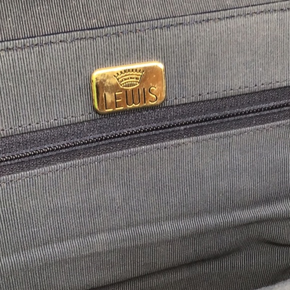 🌼3/$13🌼BUNDLE DEAL! Navy Blue Patent Clutch/Shoulder Bag - Picture 5 of 10